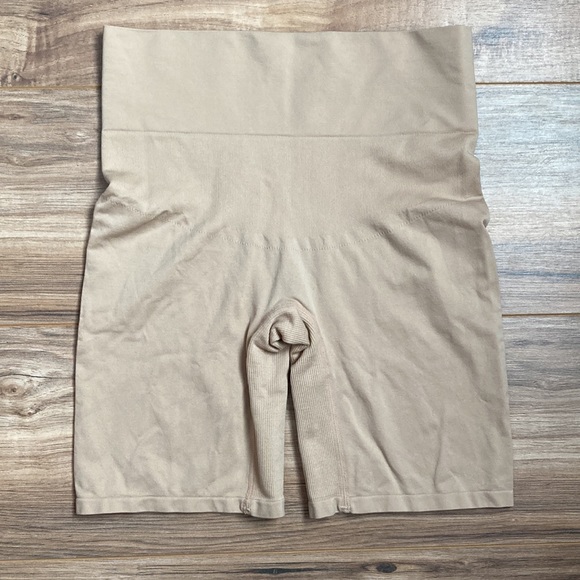 🛍️ [DONATED] Jockey | Slimmers Deluxe Small RN#61683 - Picture 1 of 6